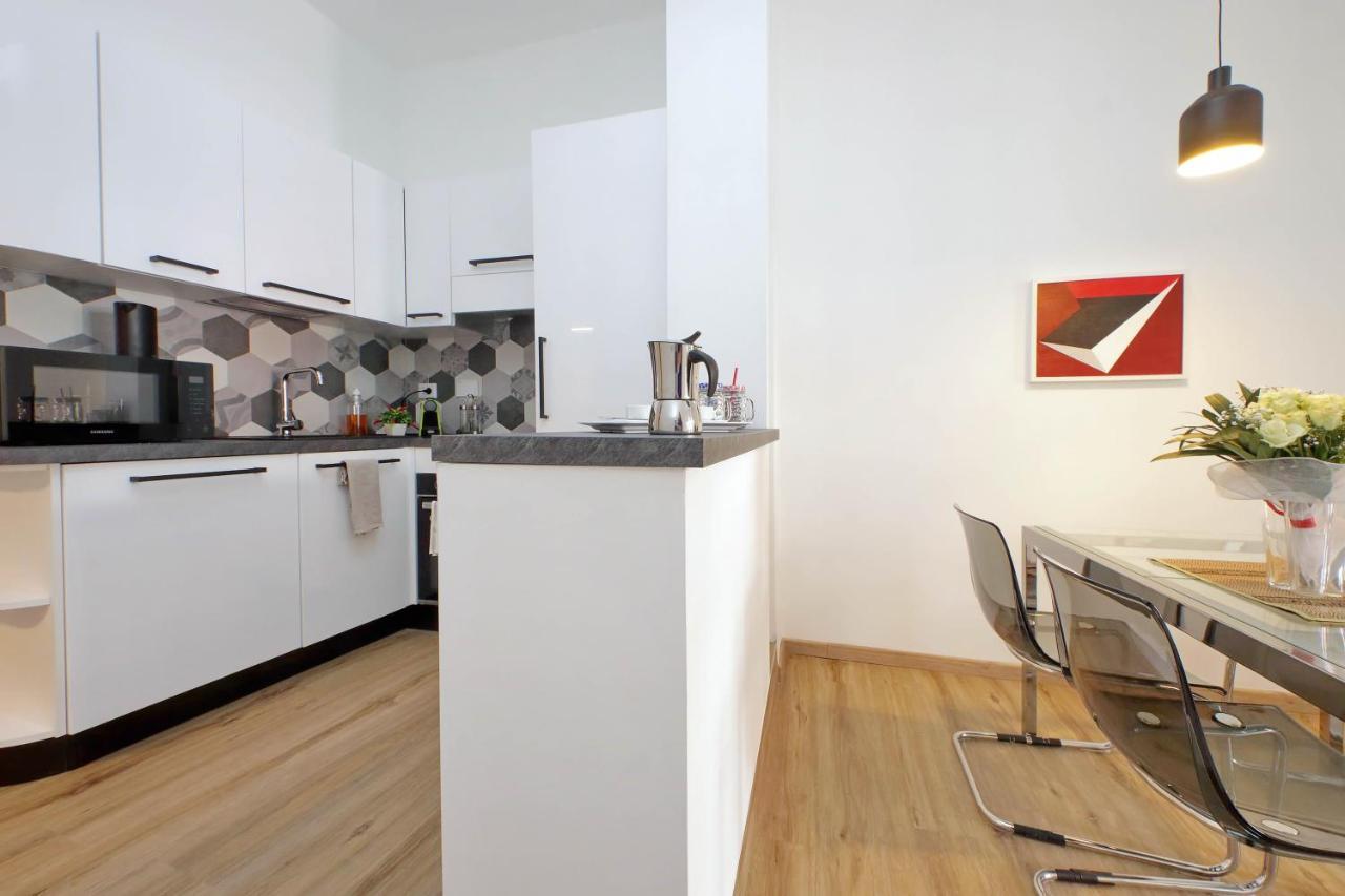 4Bnb - Cozy Albornoz Flat ローマ エクステリア 写真